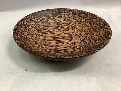 Item # PT-1    Round Palm wood dish or tray is available in many sizes
