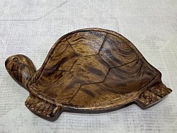 Item # MWT- T  Monkey wood  Turtle Tray/ Dish @ 24cm x 17cm in size. The painted style in the Photo is our Brown/ Black